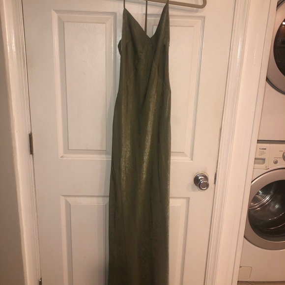 Miss Lola Silky Maxi Dress- Small - Picture 13 of 15